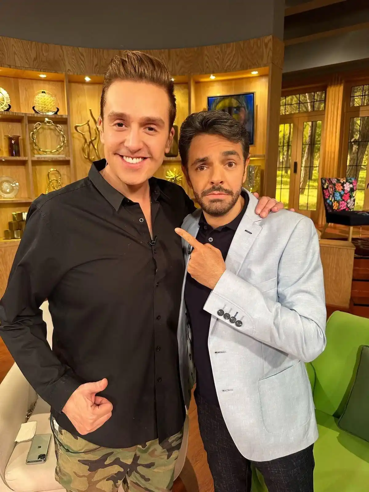 Eugenio Derbez post