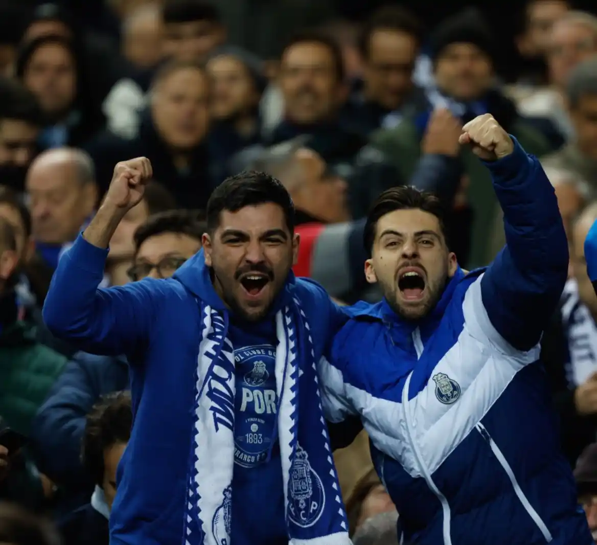 Image from FC Porto: Reunião de família com casa cheia ⚽ FC Porto e Vitória SC medem forças...