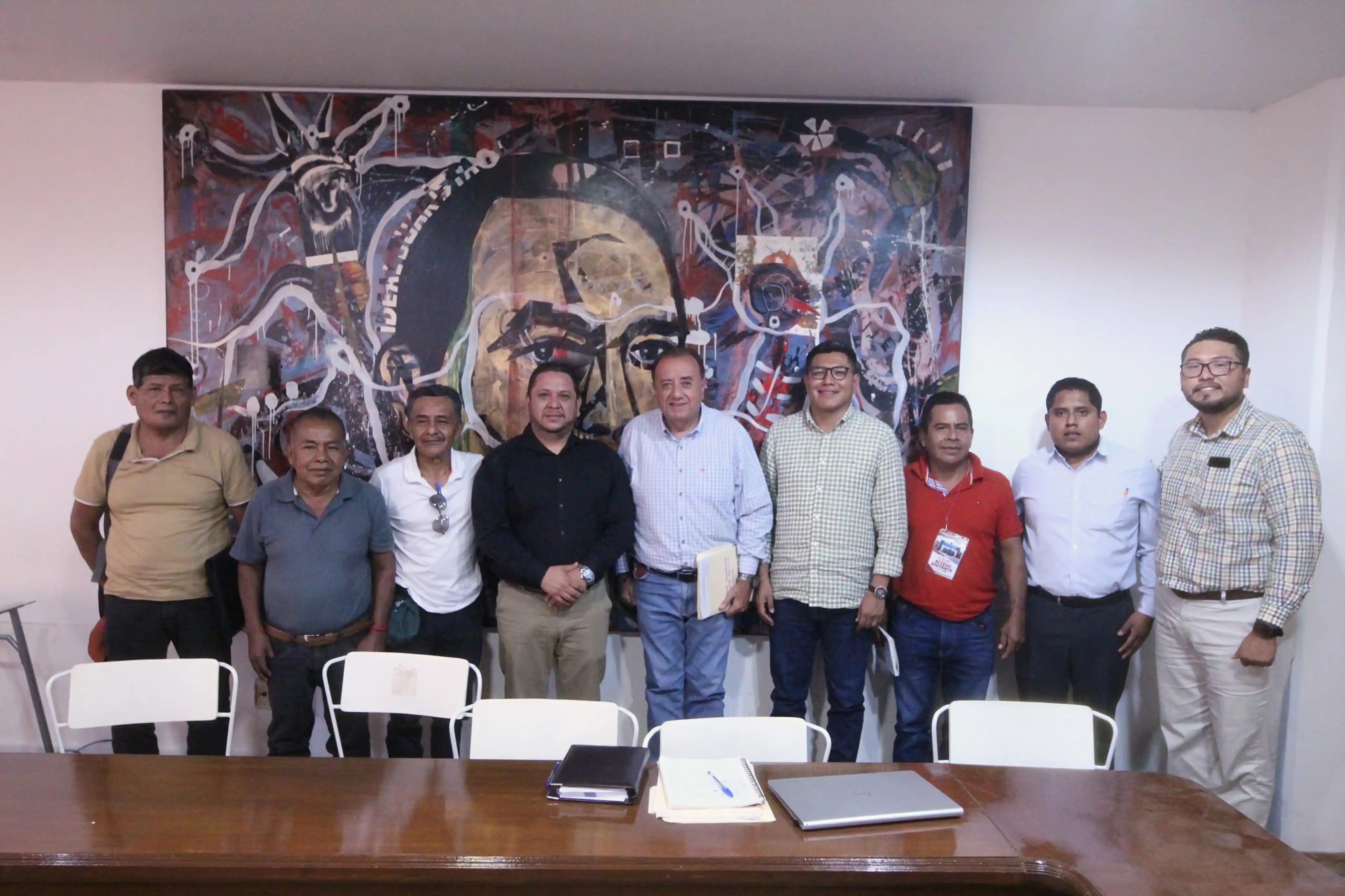 Image from Gobierno del Estado de Guerrero: En cumplimiento a la política de diálogo y conciliación que ha instruí...