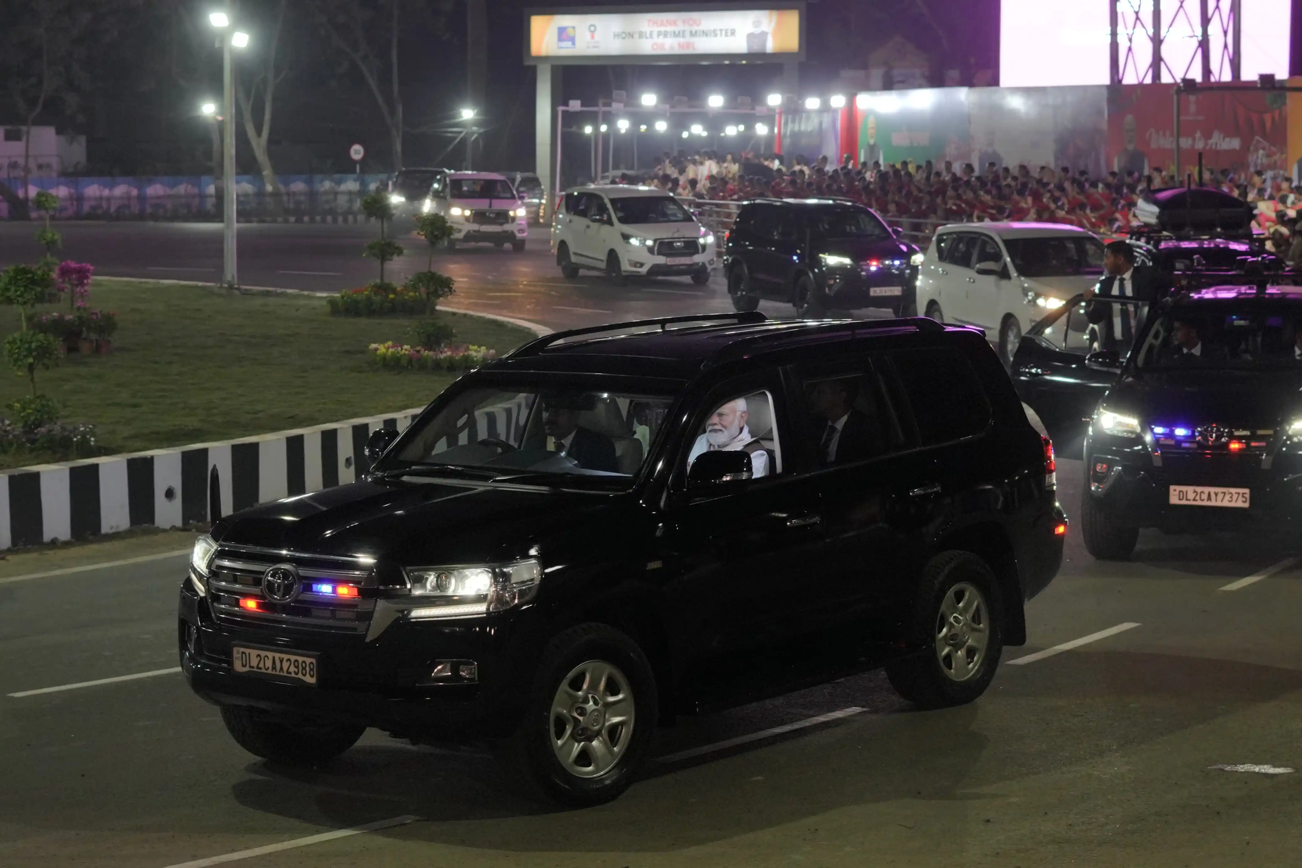 Image from Himanta Biswa Sarma: মাননীয় প্রধানমন্ত্রী ডাঙৰীয়া 'ঝুমইৰ বিনন্দিনী'ত অংশগ্রহণৰ হেতু কিছু সম...