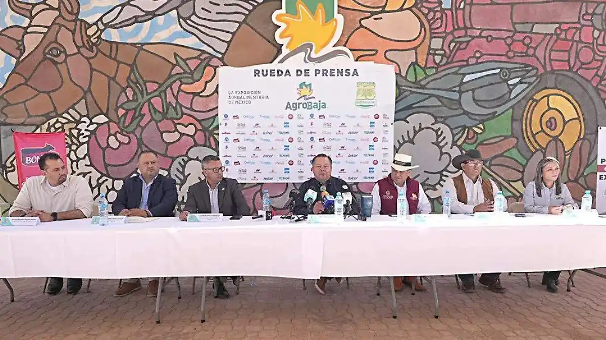 Image from La Voz de la Frontera: 📰🌙 ¡Buenas noches! Las 3 antes de dormir 🤠 *Invitan a participa...