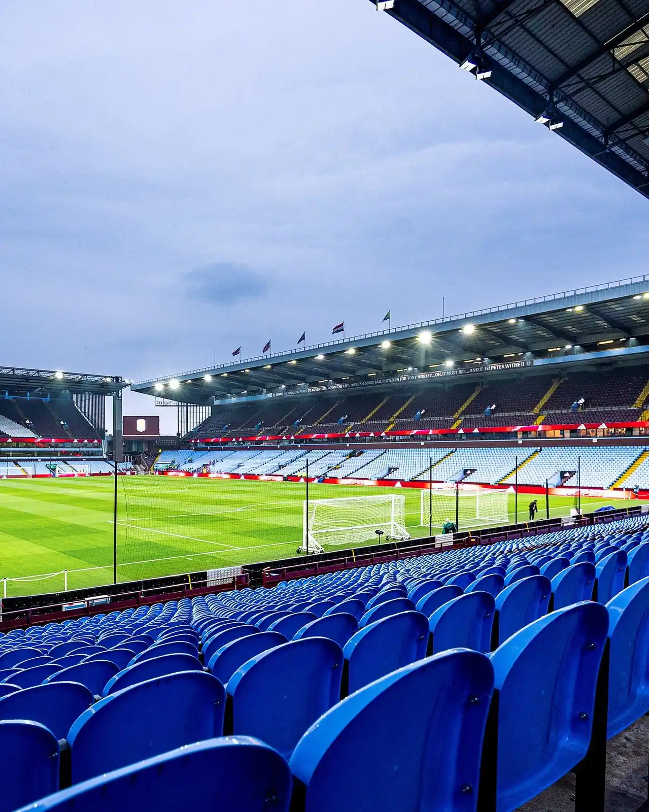 Image from Liverpool FC Português: Hoje é daqui📍 <a class="text-blue-500 hover:underline cursor-pointer...