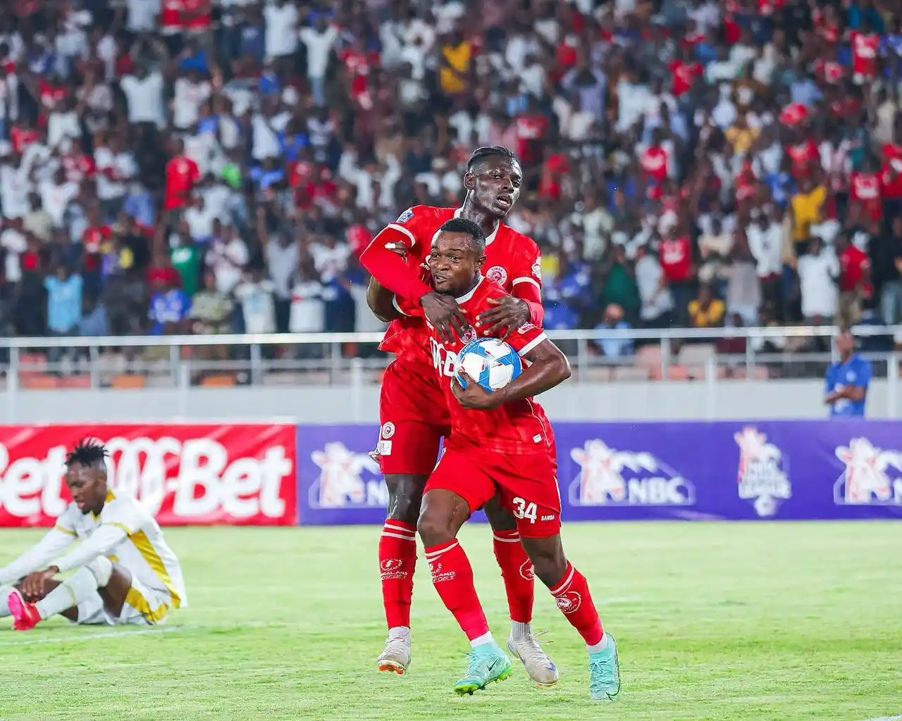 Image from Micky Jnr Channel: ⏰ FT’  Simba SC 2-2 Azam FC   Thoughts? 💭   <a class="text-blue-500 h...