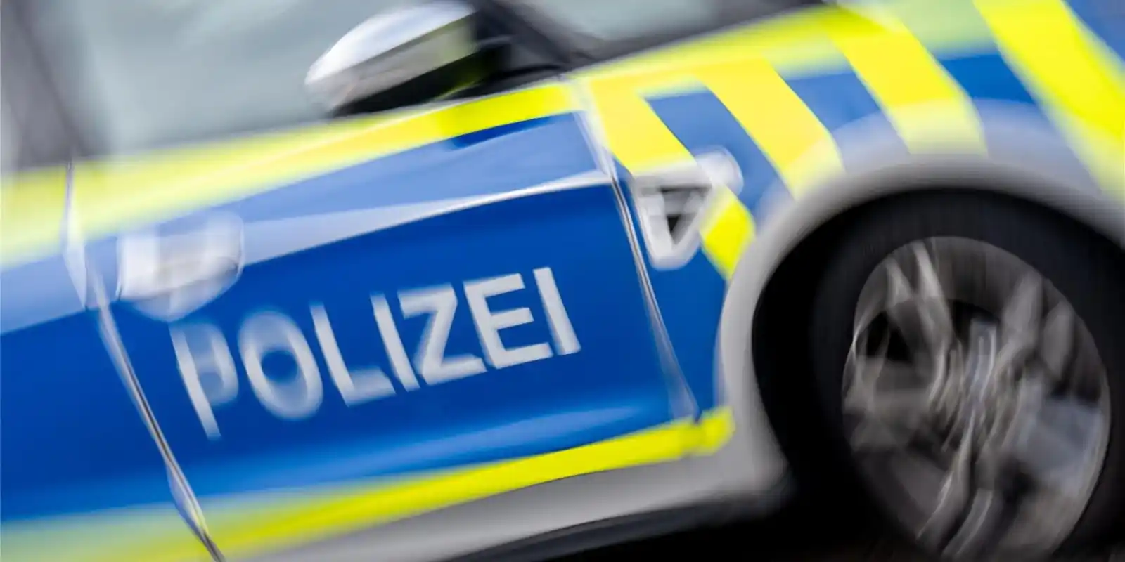 Image from Münsterland Zeitung: 🚨👮🏼 *Exhibitionist vor Wahllokal in Gronau: Zeuge gibt genaue Perso...