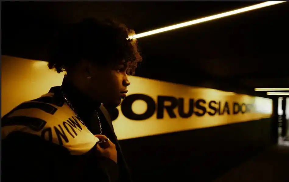 Image from Pulse Nigeria: Every football fan has dreamed of becoming a star and for M.Shola, it ...