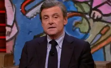 Image from Quotidiano Il Tempo: 📌 *Dimartedì, Calenda attacca Trump "il predatore": il mondo "sta cro...