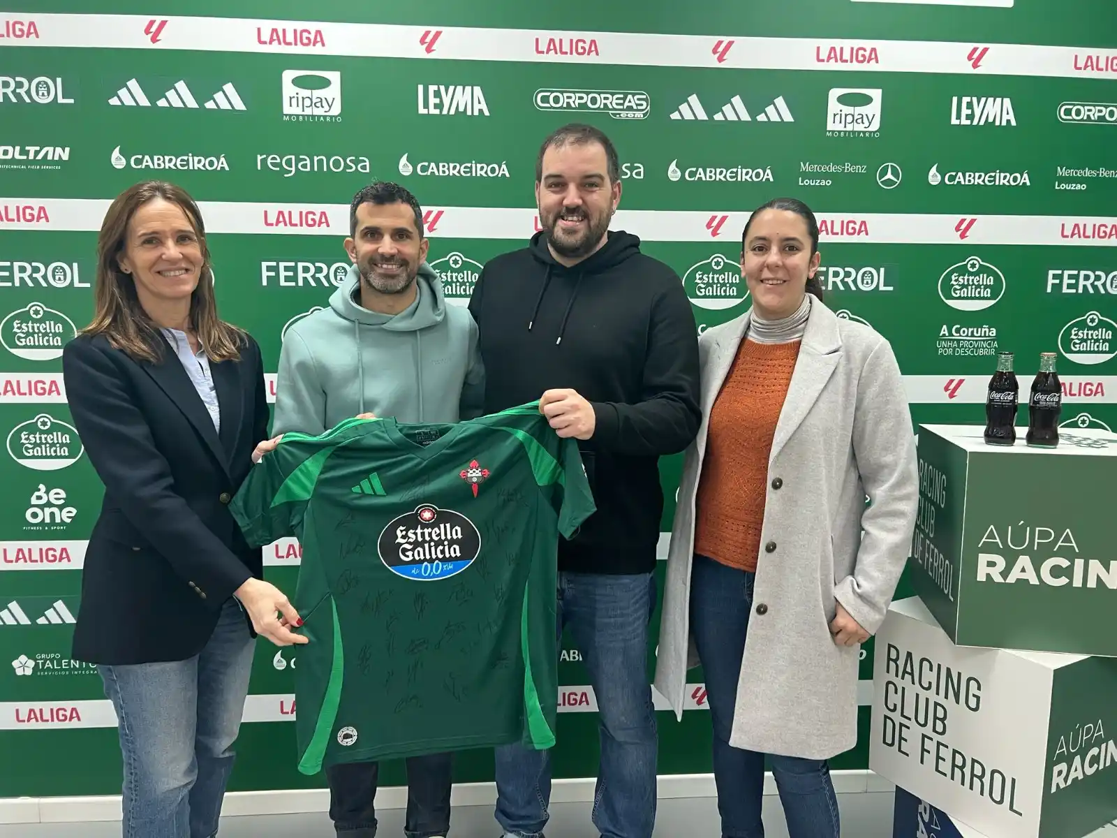 Image from Racing Club Ferrol: ⚽️🎉 Rober fue el ganador del sorteo de Coca-Cola España, AJE Ferrolte...