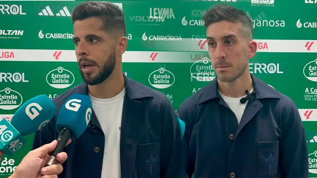 Image from Racing Club Ferrol: 🎙 ZONA MIXTA | Heber Pena e Emanuel Insúa tras o encontro en A Malata...
