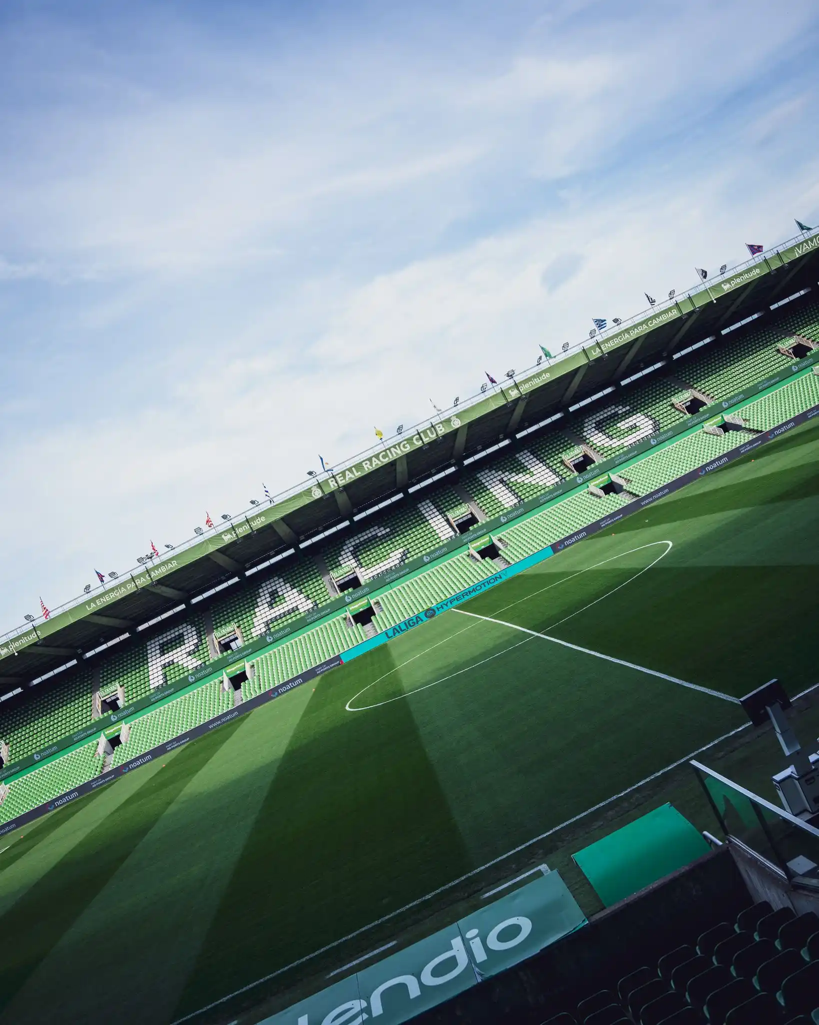 Image from Real Racing Club: ‼️ ¡2.200 entradas vendidas para el partido del domingo! El domingo pa...