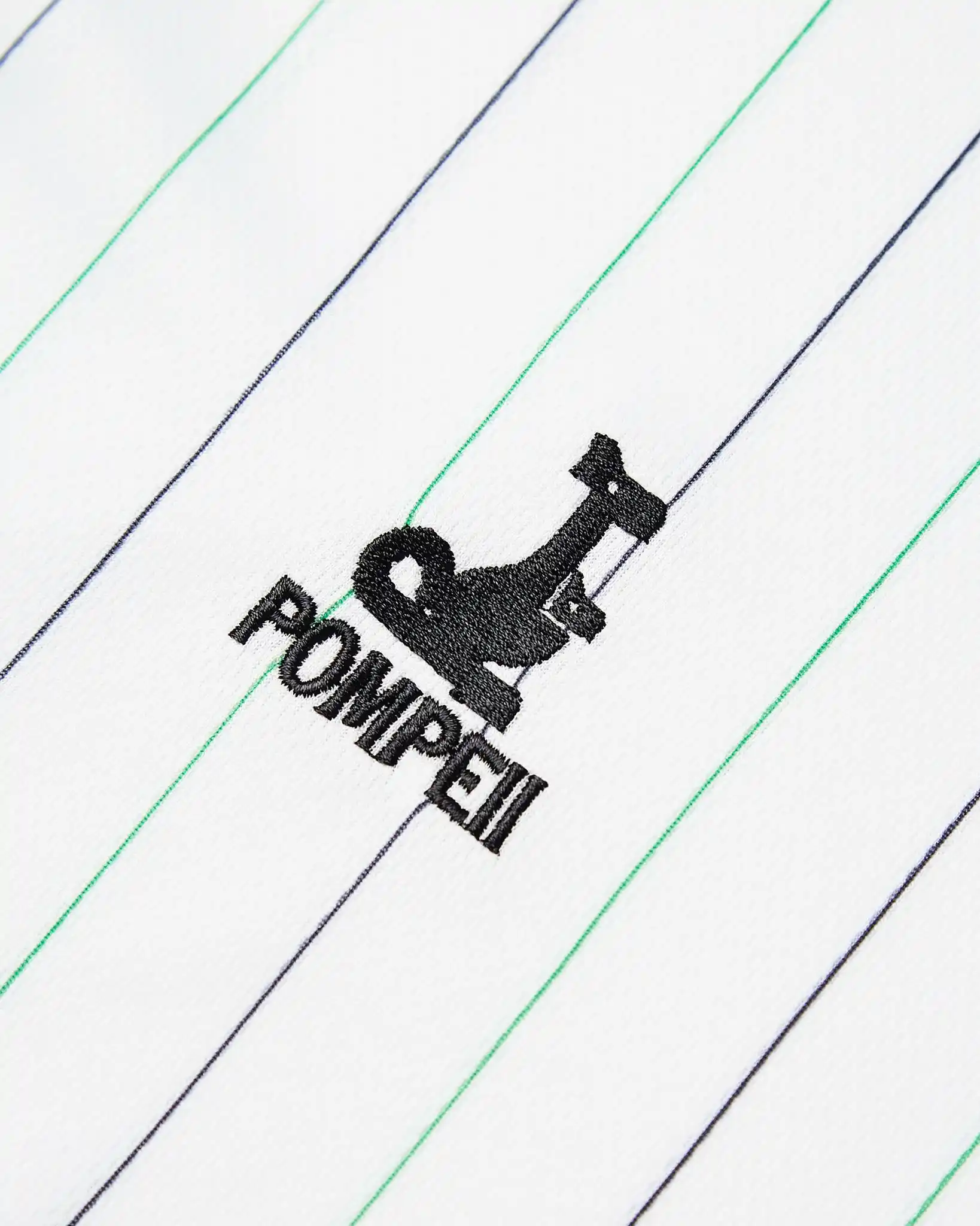 Image from Real Racing Club: ‼️ Quedan menos de 100 unidades disponibles de las primeras 500, recor...