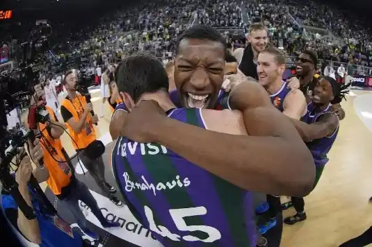 Image from Regió7: *🗣️ENTREVISTA | Yankuba Sima, jugador de l'Unicaja i exjugador del Ba...