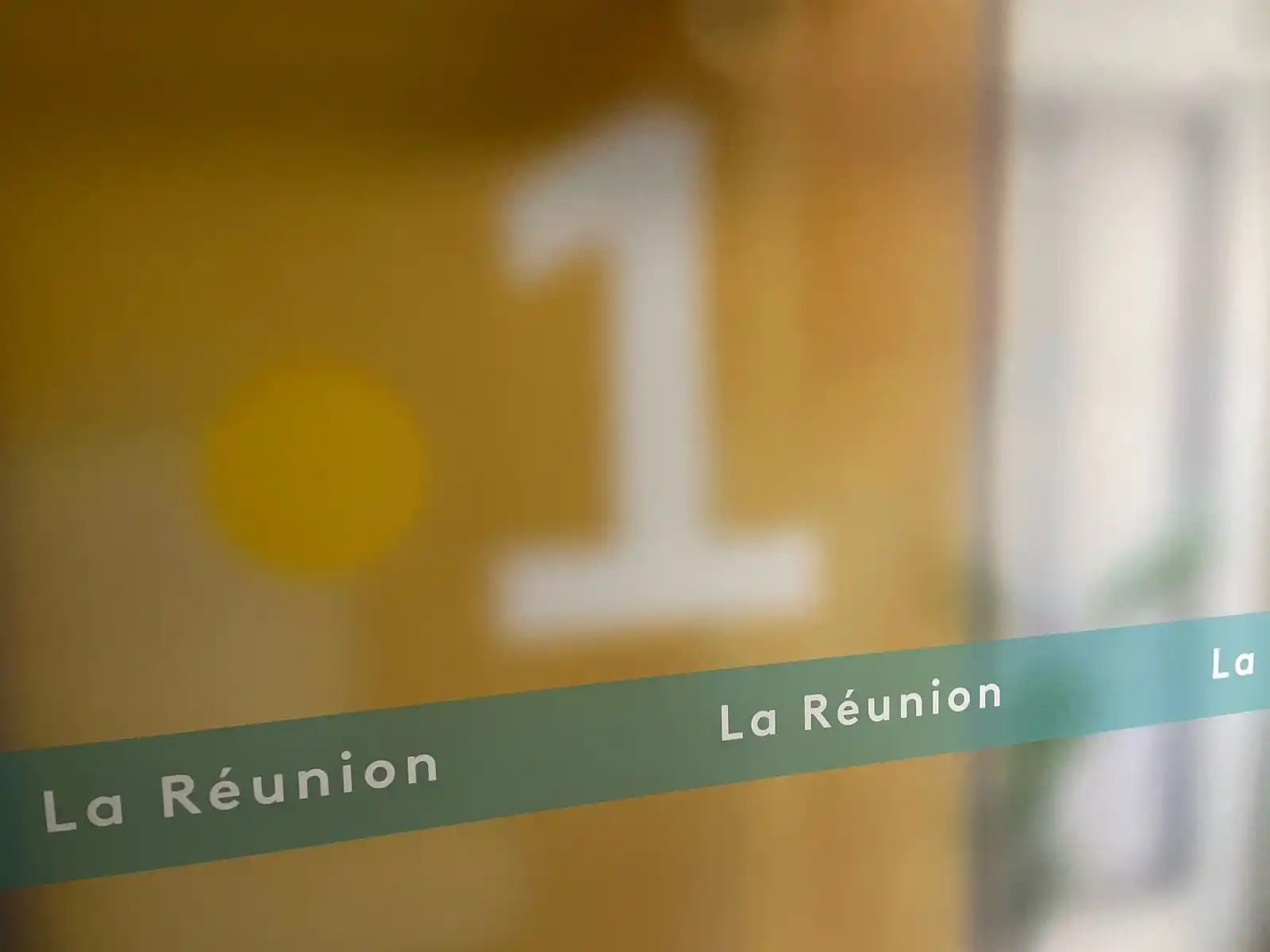 Image from Réunion La 1ère: https://la1ere.francetvinfo.fr/Dictée kréol-français : la demi-finale ...