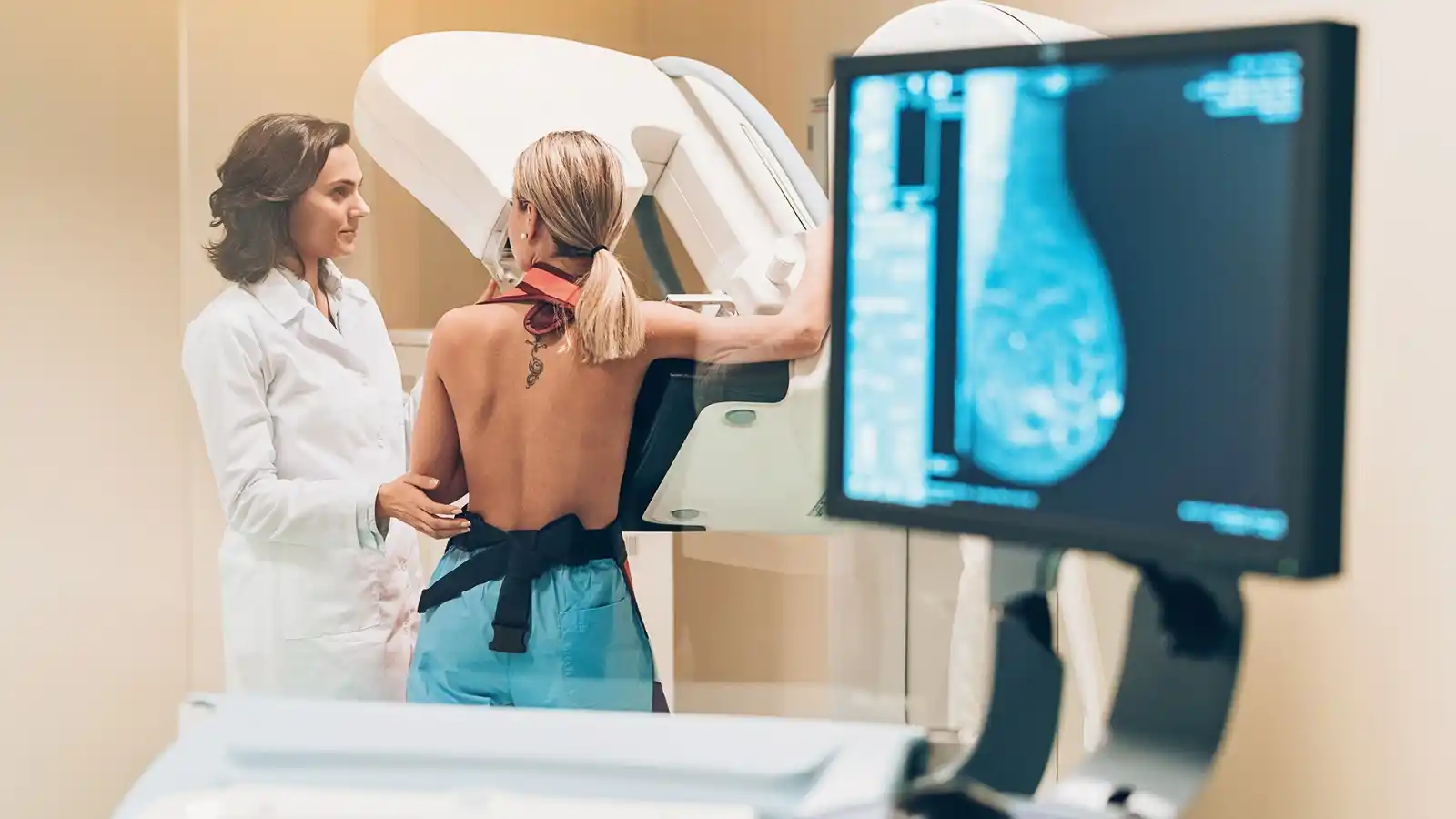 Image from RTL Nieuws: *Grote zorgen patiënten en experts: medicijnen borstkanker niet meer h...
