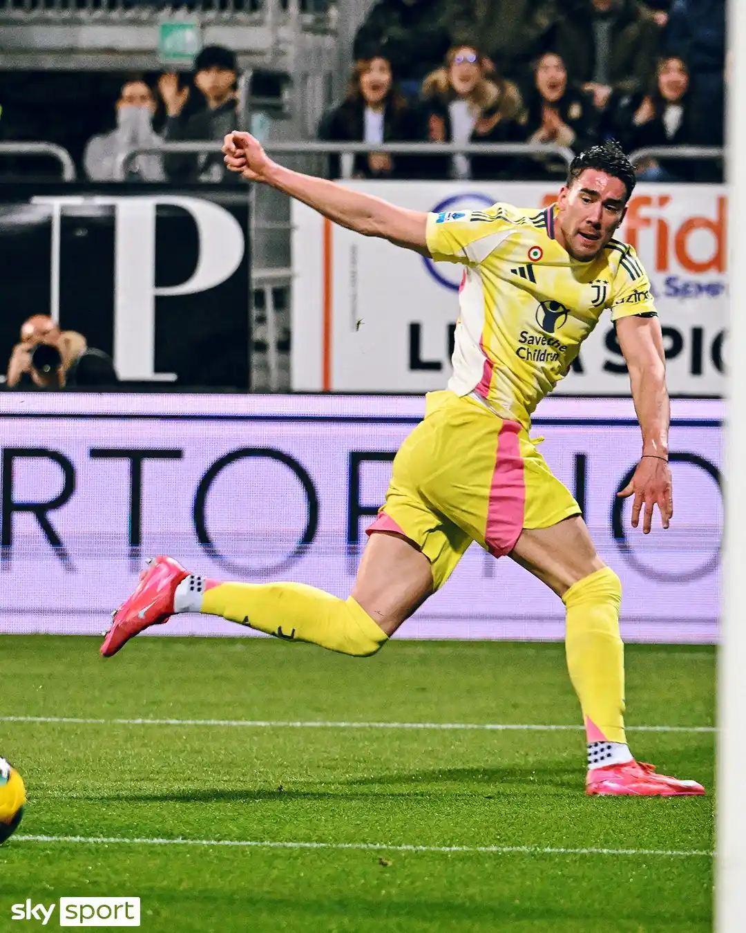 Image from Sky Sport Italia: _Cagliari-Juventus, bianconeri avanti dopo i primi 45'_ *SEGUI IL LIVE...