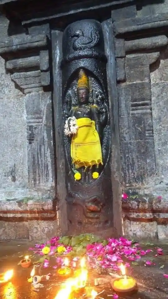 Image from 🪷 తిరుమల వైభవం 🪷 ( Tirumala vaibhavam Telugu ): ఈ రోజు అర్ధరాత్రి సమయం న అరుణాచలం లో అరుణచలేశ్వరుడిగర్భ ఆలయం వెనక వైపు...