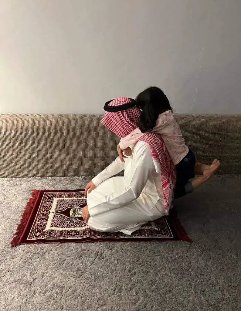 Image from اهم المنشورات للبيت السعيد: ا🌱ا *ا💦ا◍ا🌴ا. نصائح_تربوية*🌹ا ا🌱ا *لا يوجد تعارض بين أن تكون *ر...