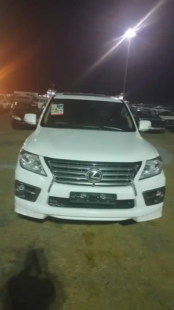 Image from Buy & sell: ‎نوعیت  : لکسس LX570 فول آپشن GXR ‎ مودل  : 2010  ‎  رنگ   : سفید ‎ پل...