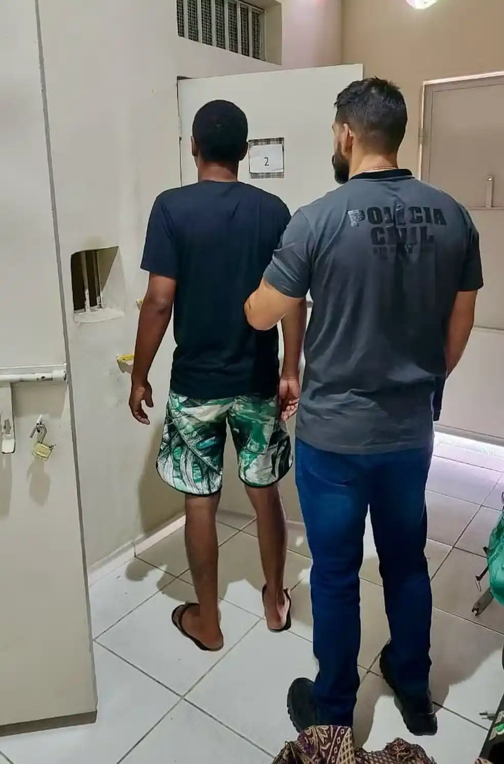 Image from g1 Sul do Rio e Costa Verde: Homem é preso em flagrante pelos crimes de ameaça, perseguição e violê...