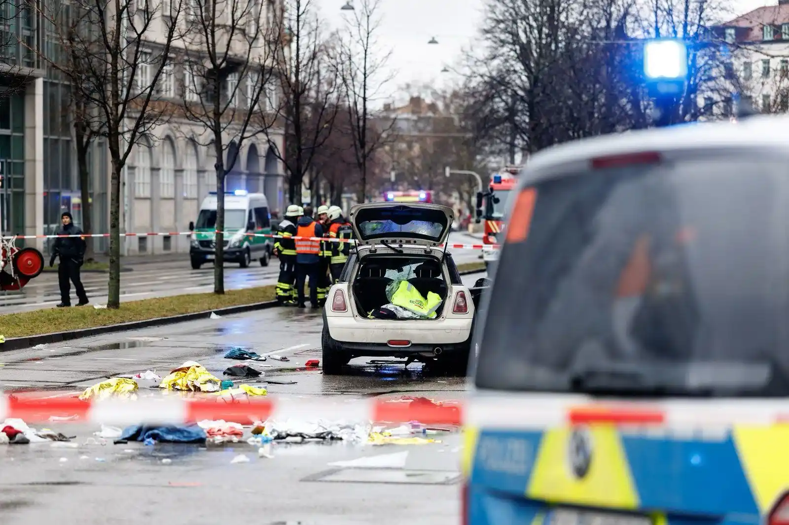 Image from idowa - Nachrichten aus Bayern: Der Anschlagsfahrer von München ist in die JVA Straubing verlegt worde...