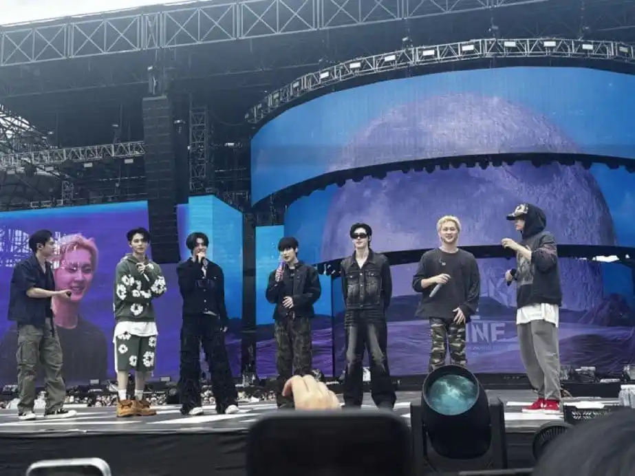 𝗞𝗜𝗠 𝗦𝗨𝗡𝗢𝗢 𝗗𝗔𝗜𝗟𝗬 post