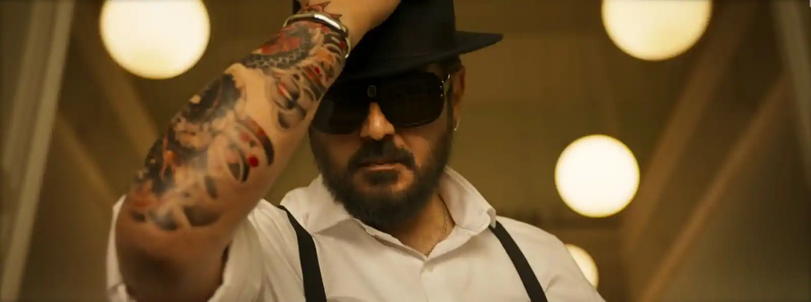 Image from MOVIE HOUSE 🎬🎥: Most Viewed Teaser - Kollywood 24 Hrs ( Updated Views ) 1. Master - 1...