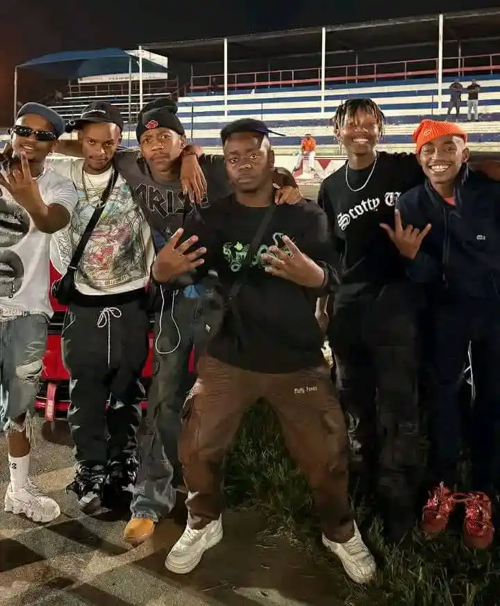 Image from Piano Connect: LeeMcKrazy with Xduppy, Justin99, Stompiiey, Bruce & Siv 🔥🔥🔥 Last ...
