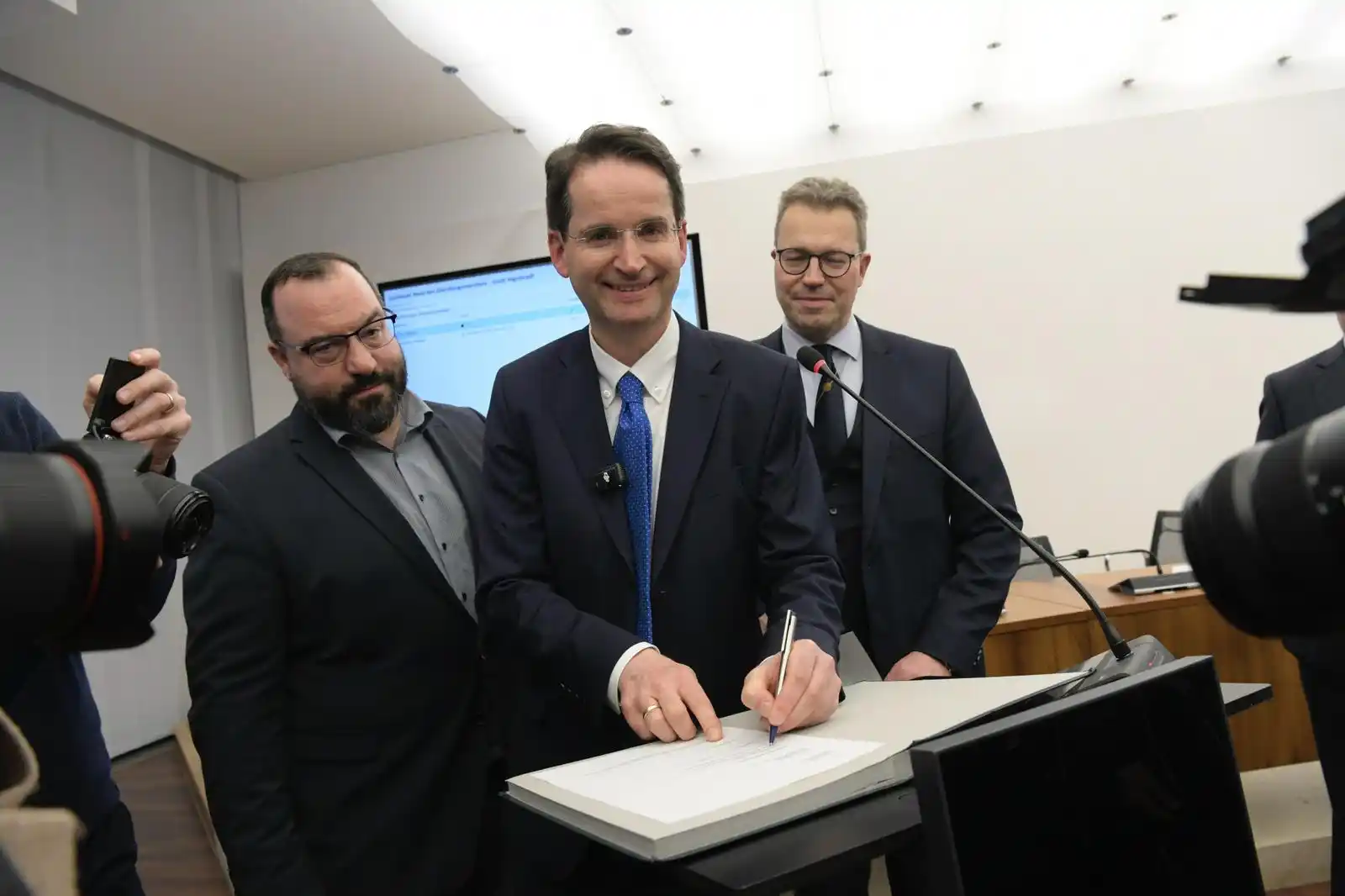 Image from Stadt Ingolstadt : Die Oberbürgermeister-Stichwahl ist entschieden: Dr. Michael Kern (CSU...