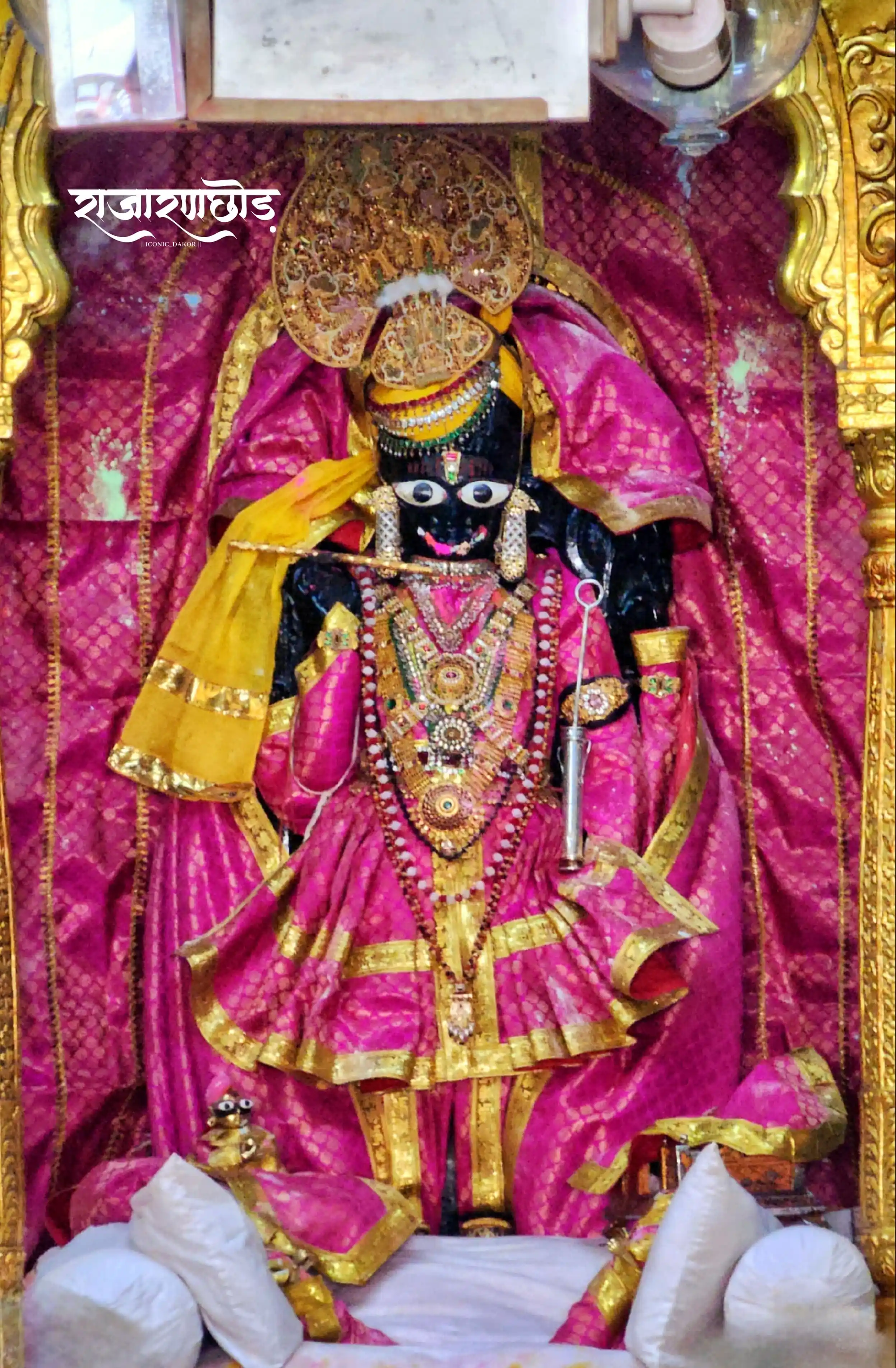 Image from Thakar bapa na darshan: *_ઠાકર બાપા ના દિવ્ય શણગાર દર્શન એસડી ફોટો ડાકોર_* *https://whatsapp....