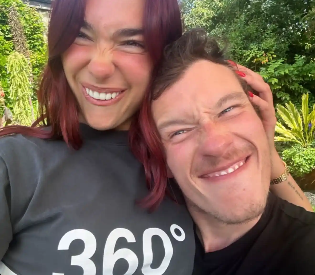 UOL | Universo Dua Lipa  post