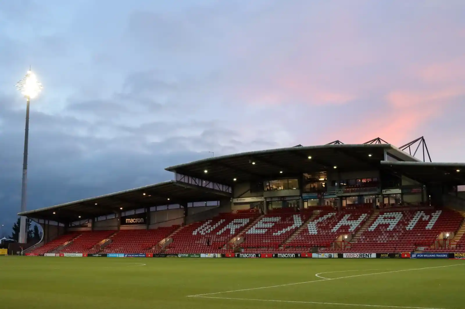 Image from Wrexham AFC: More than 5️⃣0️⃣0️⃣0️⃣ tickets have sold for our Vertu Trophy semi-fin...