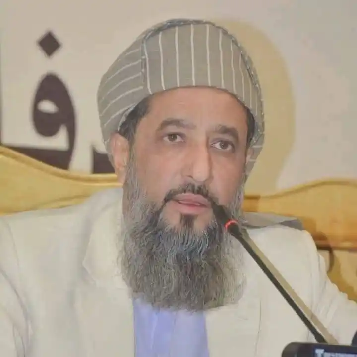 Image from عصفورات المتعال🌸: مولنا ابو الحسن علی ندوی رحمہ اللہ نے لکھا ہے کہ جامعہ حقانیہ اکوڑہ خٹ...