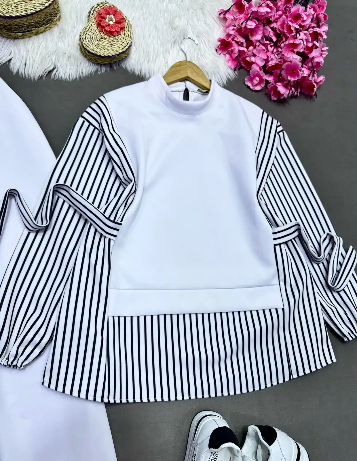 Image from ازياء جوجو 👗❤️ صور ستوريات قران كوزمتك رمزيات هل البيت: 🧿﷽ وعلى الله توكلنا 🧿 # شعارنا التميز L M 💫 ✨✨<a class="text...