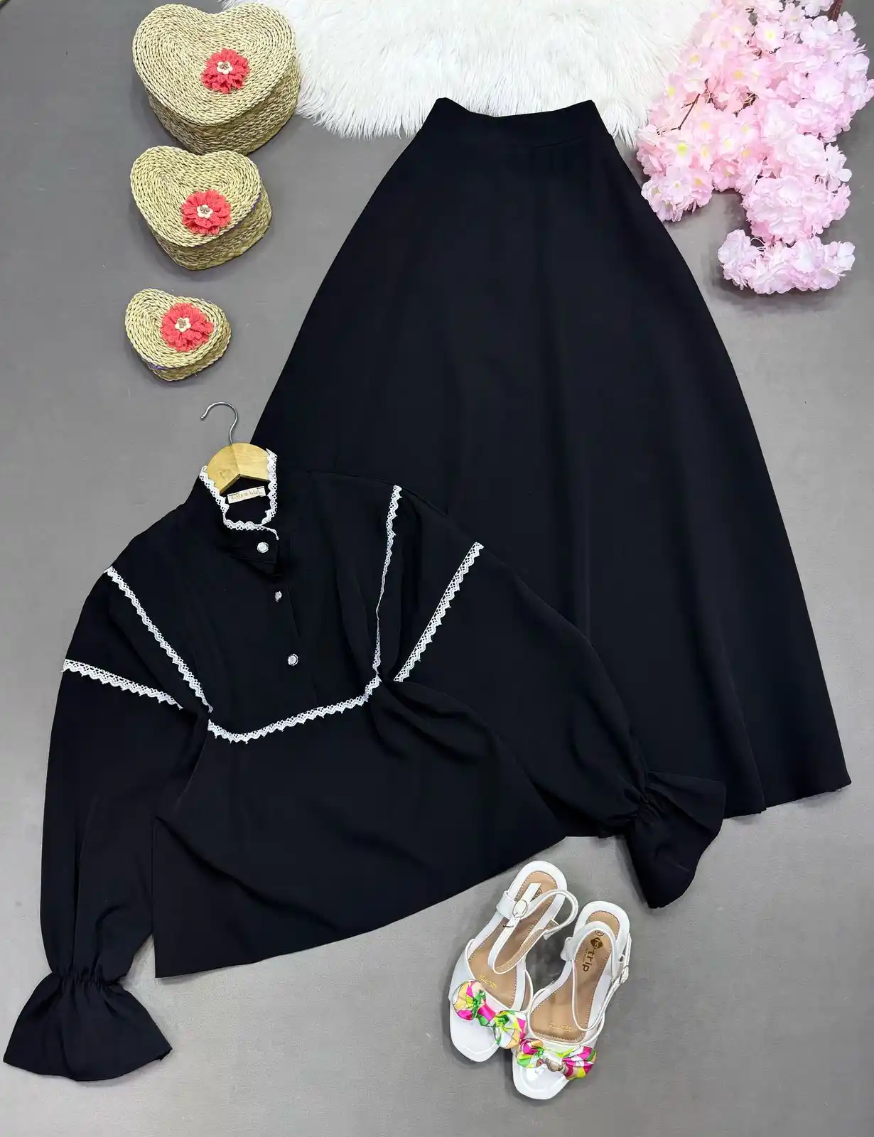 Image from ازياء جوجو 👗❤️ صور ستوريات قران كوزمتك رمزيات هل البيت: 🧿﷽ وعلى الله توكلنا 🧿 # شعارنا التميز L M 💫 ✨✨<a class="text...