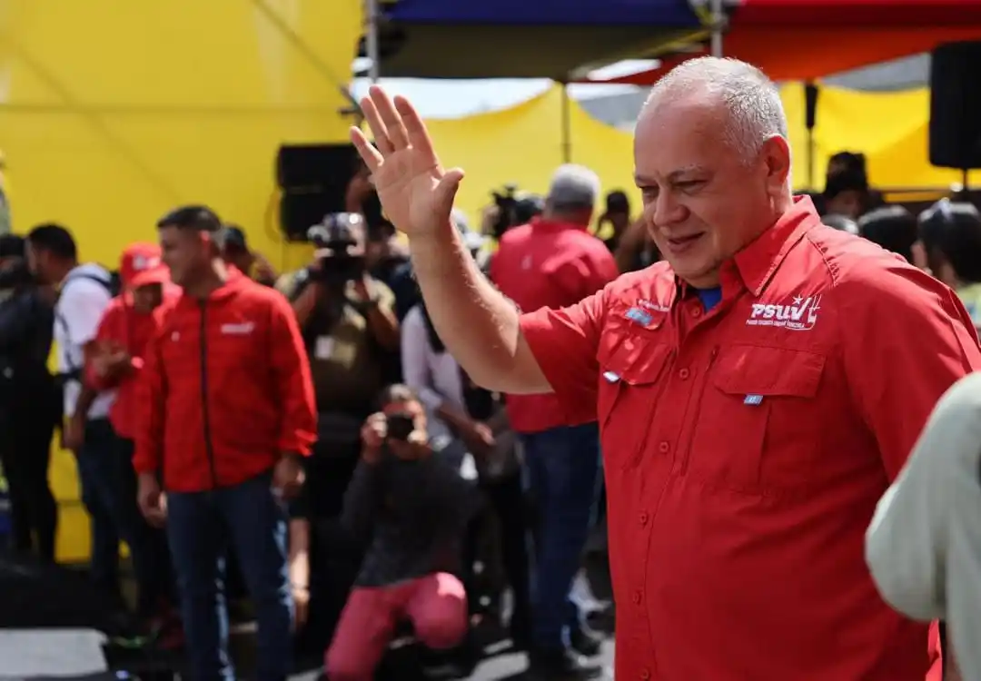 Image from Canal Patria Digital: *🔴 Cabello desmiente"show del auto allanamiento" de María Corina Mach...