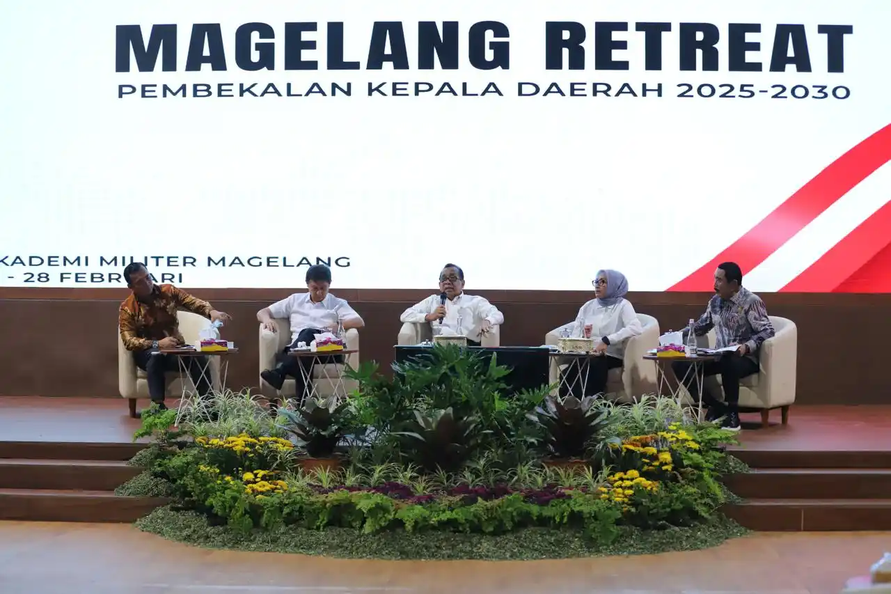 Image from Kemenko PMK: SIARAN PERS Siaran Pers Nomor: 36/HUMAS PMK/II/2025 Orientasi Kepala ...