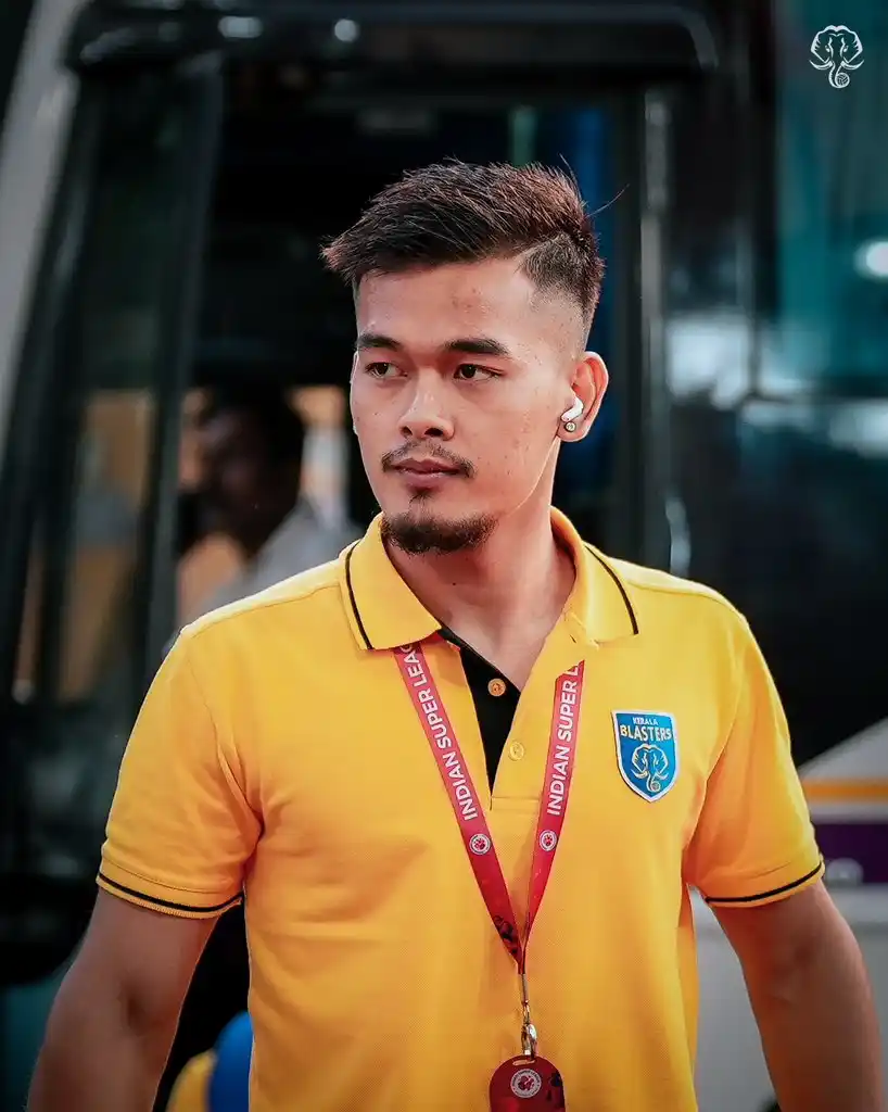 Image from KERALA BLASTERS FC OFFICIAL: π at Kaloor π€© βͺοΈπππ₯πππ ππππ¦π§ππ₯π¦ ππ π’πππππππ...