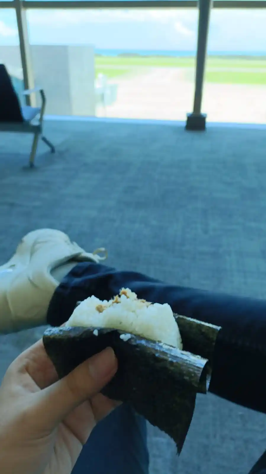 Image from M1NA❤️: Mamamm gess, jangan komen cara aku makan onigiri☺...