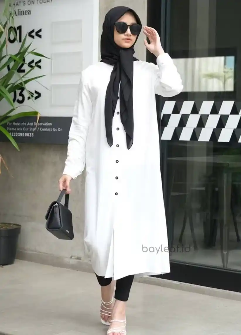 Image from Inspirasi Outfit Indonesia OOTD Ide Rekomendasi Outfit Hijab Cewek Cowok: 💫 Outfit Ramadhan <a class="text-blue-500 hover:underline cursor-poin...