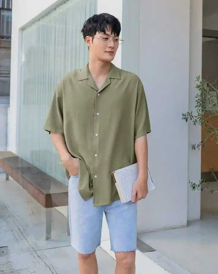 Image from Inspirasi Outfit Indonesia OOTD Ide Rekomendasi Outfit Hijab Cewek Cowok: 🍏 Outfit Hijau Denim <a class="text-blue-500 hover:underline cursor-p...