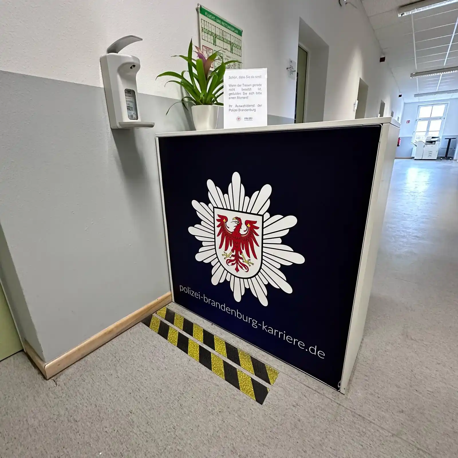 Image from Polizei Brandenburg Karriere: *Euer Weg zu uns…*📍 Der erste Tag des Auswahlverfahrens startet um 0...