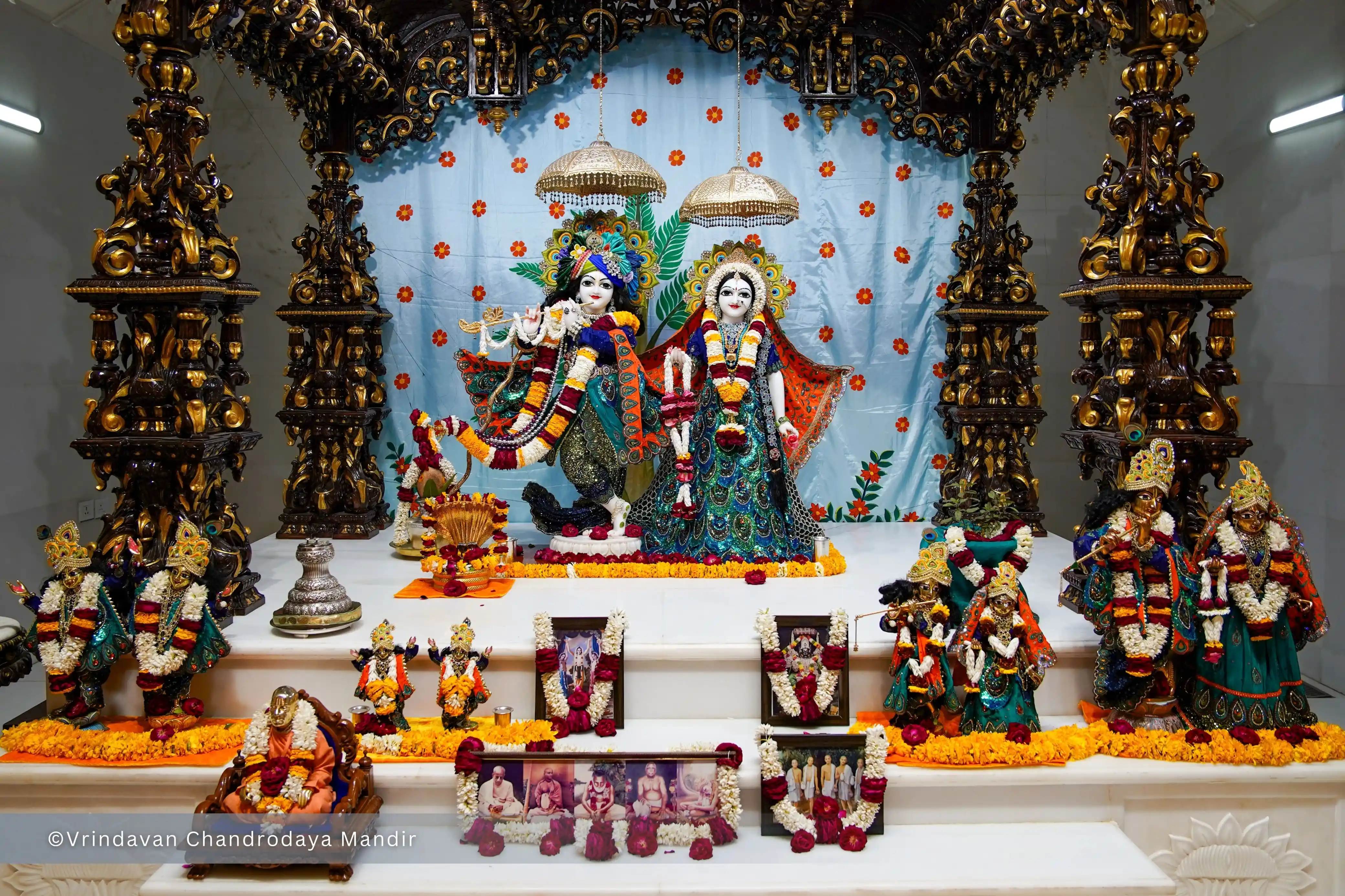 Vrindavan Chandrodaya Mandir post