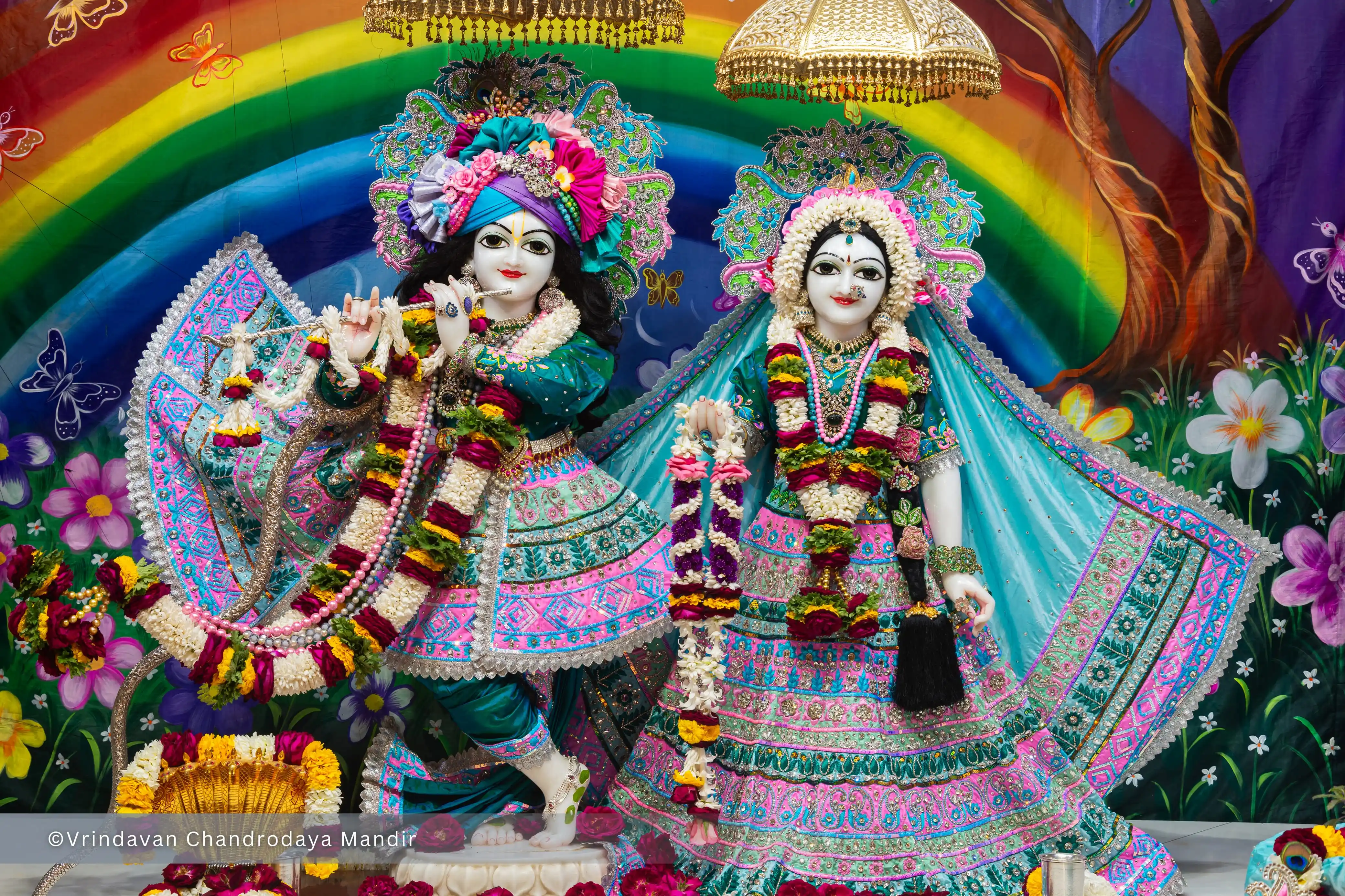 Vrindavan Chandrodaya Mandir post