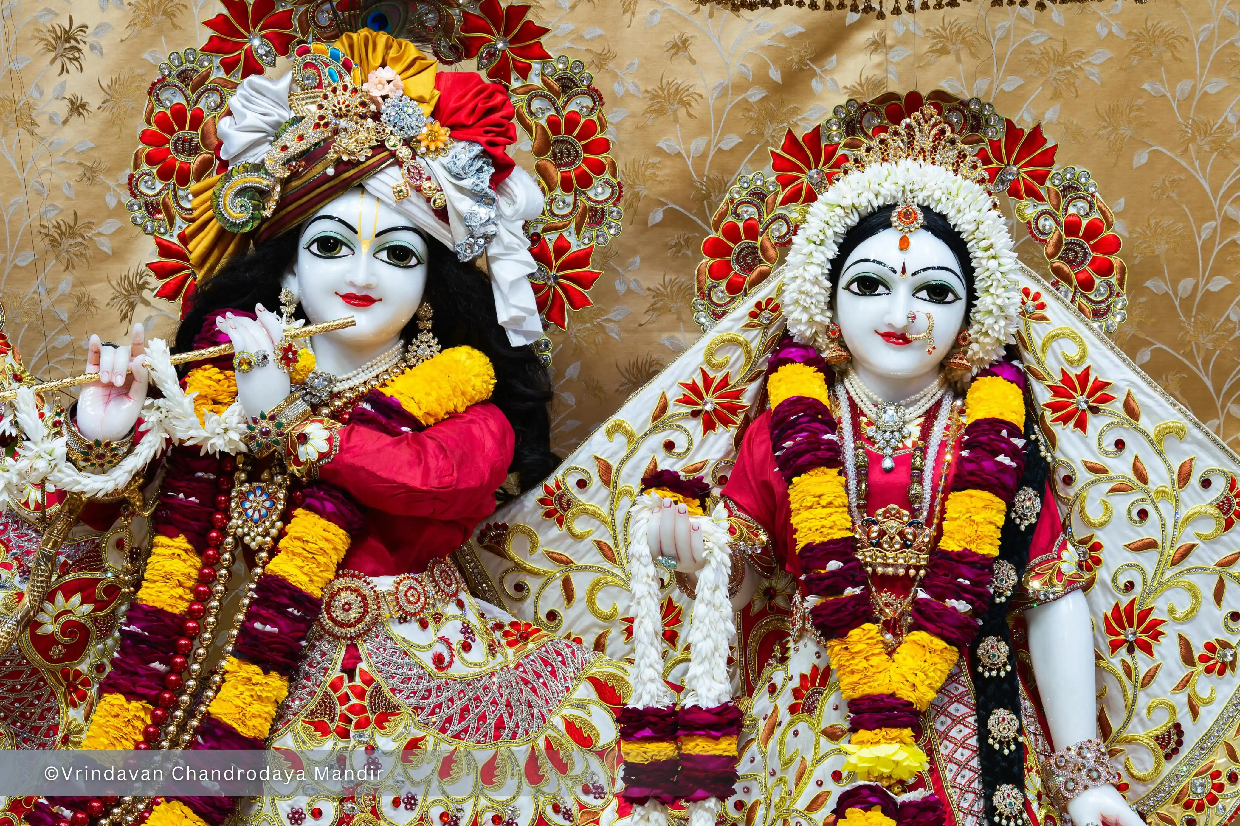 Vrindavan Chandrodaya Mandir post