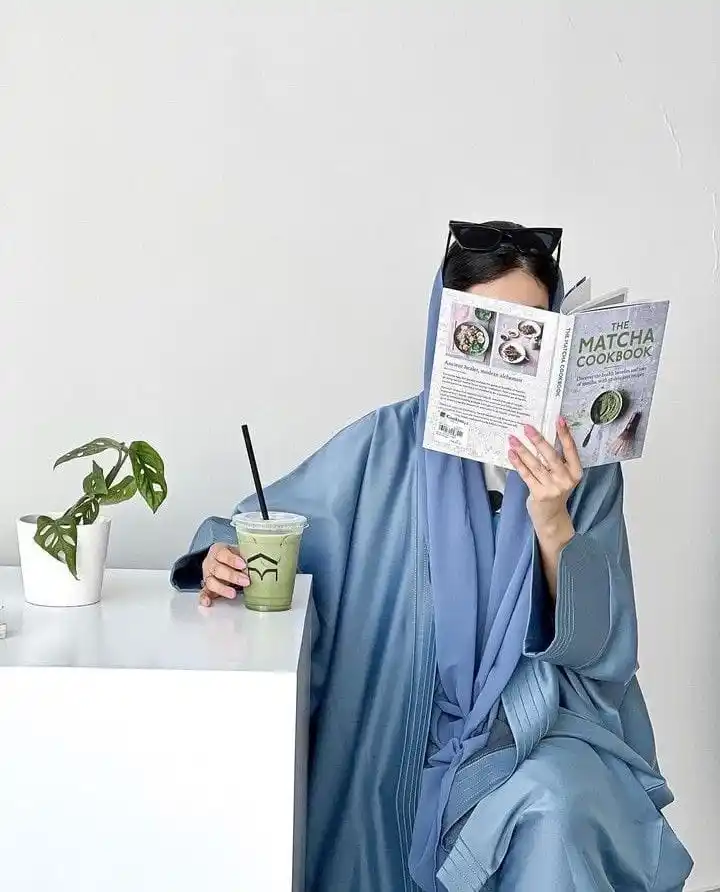 ازياء الاميرات 👑🛍️ملابس فساتين تراكات ازياء مكياج منتجات بشرة اكسسوارات صور بنات ستوريات حب post