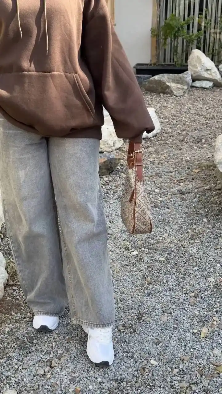 ازياء الاميرات 👑🛍️ملابس فساتين تراكات ازياء مكياج منتجات بشرة اكسسوارات صور بنات ستوريات حب post