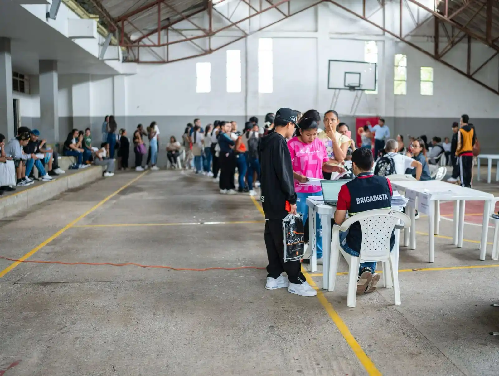 Image from Alcaldía de Pereira : EN PEREIRA LAS OPORTUNIDADES ESTÁN TRANSFORMANDO VIDAS  👨🏻‍💻En alia...