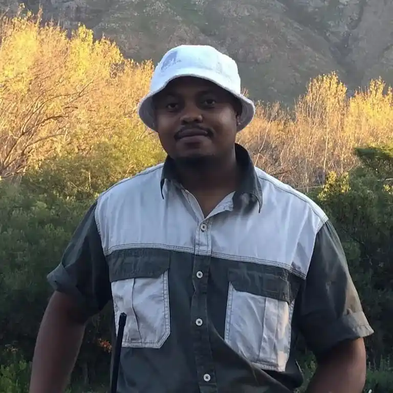 Citizens Movement Radio post