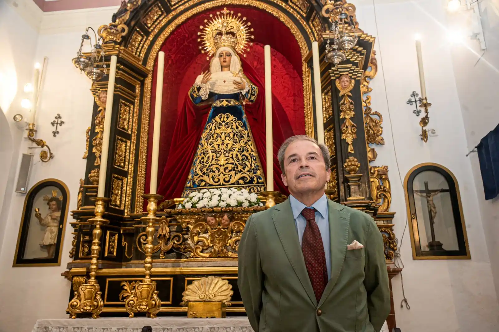Hermandad del Cristo de Burgos Sevilla post