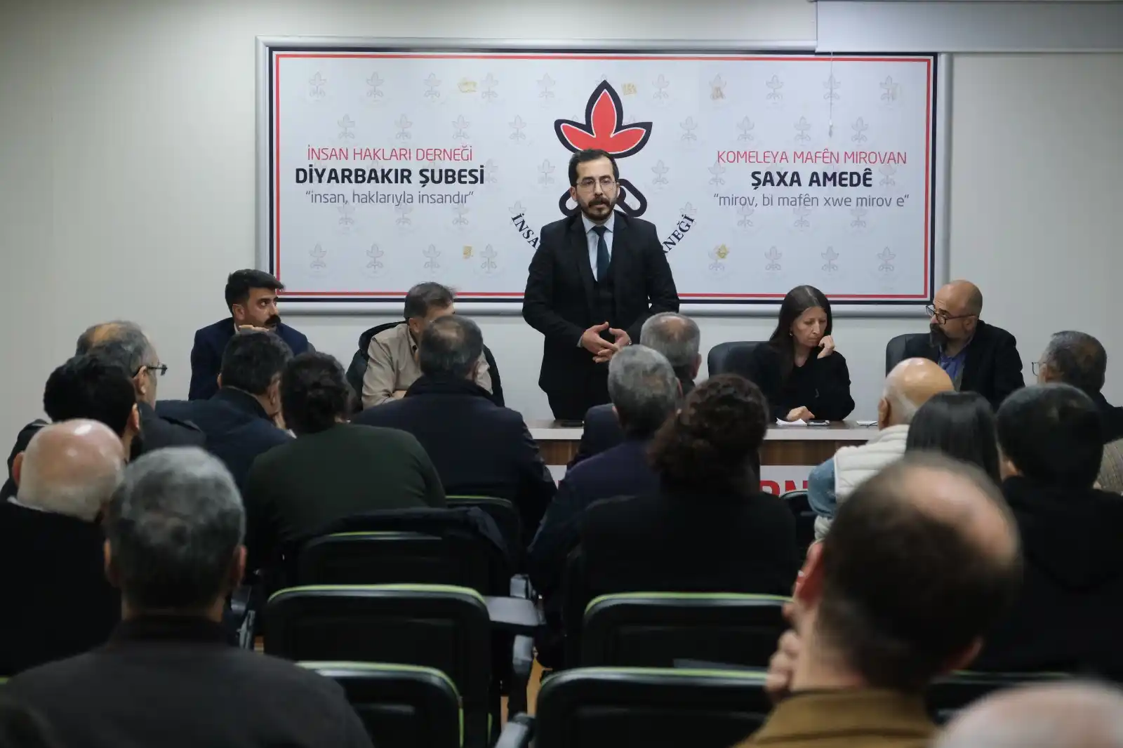 İHD Diyarbakır Şubesi  post