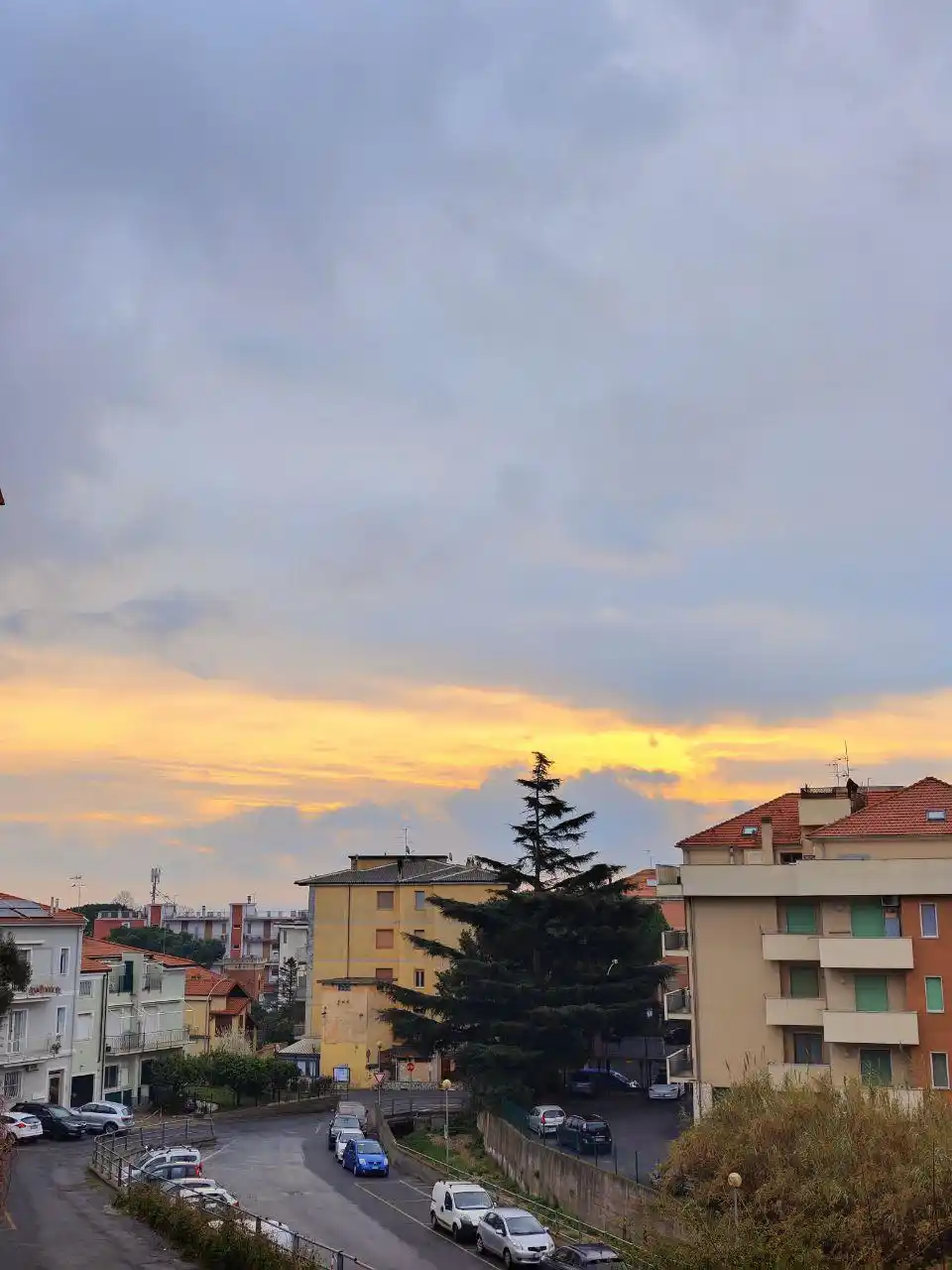 Image from Il Salotto di ML: Buon pomeriggio meteolanternini! 📌 Vi aggiorniamo con le previsioni p...